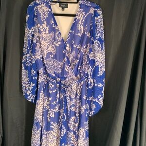 MSK Long Sleeve Blue and White-Cream  Floral Dress